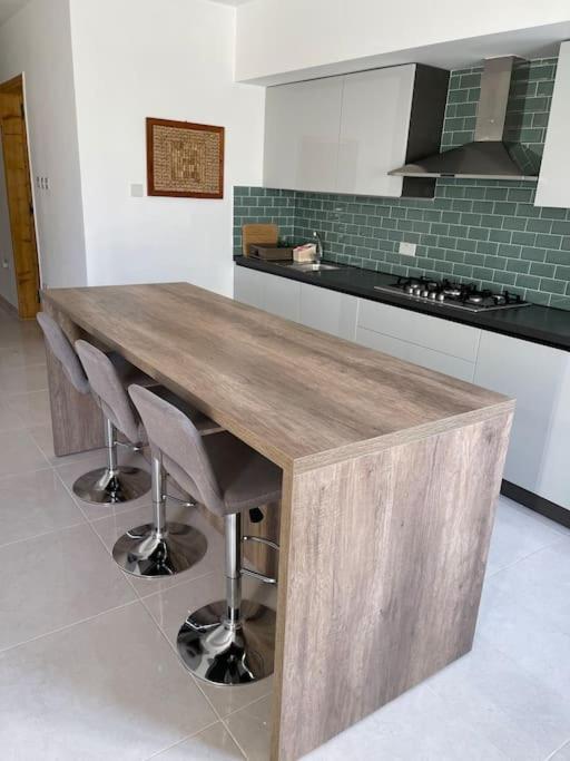 Sunset Apt Modern 1 Bedroom Apt Near The Beach Birżebbuġa 외부 사진